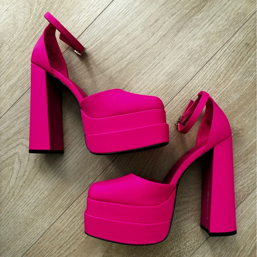 Aldo Double Platform Heeled Shoes in Fuchsia - Picture 7 of 12